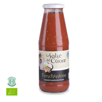 Passata Freschissima, pure tomato sauce, organic, 690g