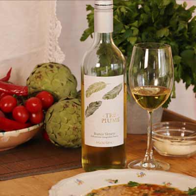 Organic white wine